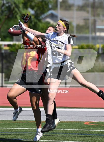 Thumbnail 3 in El Dorado vs. El Modena photogallery.