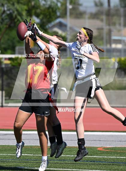 Thumbnail 2 in El Dorado vs. El Modena photogallery.