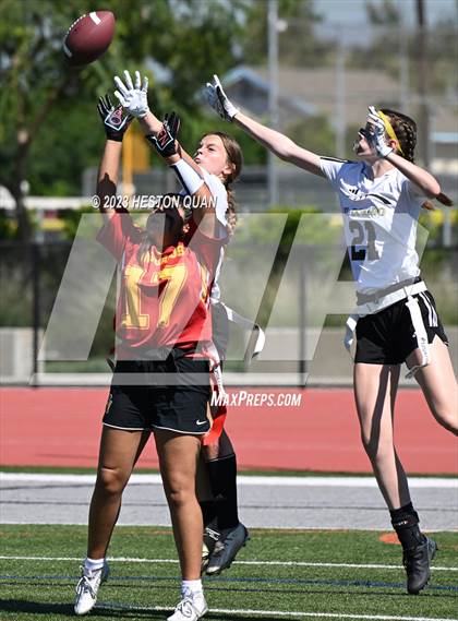 Thumbnail 1 in El Dorado vs. El Modena photogallery.
