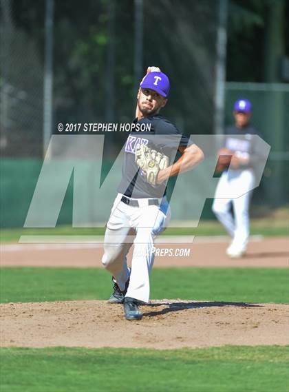 Thumbnail 2 in Tokay @ Lodi photogallery.