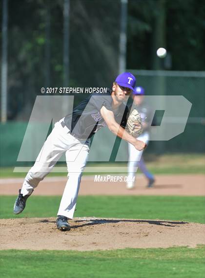 Thumbnail 1 in Tokay @ Lodi photogallery.