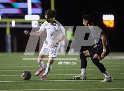 Thumbnail 1 in North Mesquite vs. Heritage (UIL 5A D1 Regional Semis) photogallery.