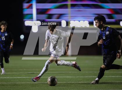 Thumbnail 1 in North Mesquite vs. Heritage (UIL 5A D1 Regional Semis) photogallery.