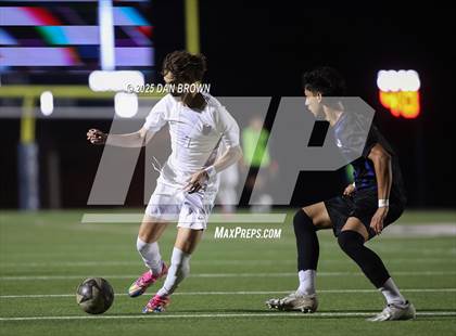 Thumbnail 2 in North Mesquite vs. Heritage (UIL 5A D1 Regional Semis) photogallery.
