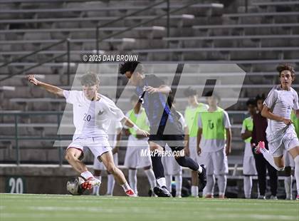 Thumbnail 3 in North Mesquite vs. Heritage (UIL 5A D1 Regional Semis) photogallery.