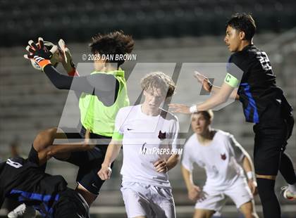 Thumbnail 1 in North Mesquite vs. Heritage (UIL 5A D1 Regional Semis) photogallery.
