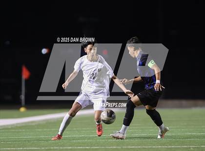 Thumbnail 3 in North Mesquite vs. Heritage (UIL 5A D1 Regional Semis) photogallery.