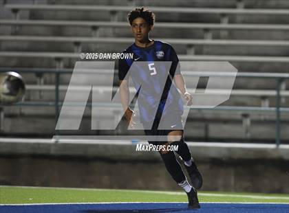 Thumbnail 1 in North Mesquite vs. Heritage (UIL 5A D1 Regional Semis) photogallery.