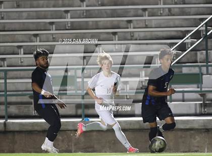 Thumbnail 1 in North Mesquite vs. Heritage (UIL 5A D1 Regional Semis) photogallery.
