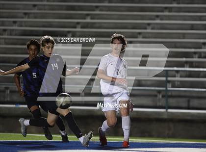 Thumbnail 3 in North Mesquite vs. Heritage (UIL 5A D1 Regional Semis) photogallery.