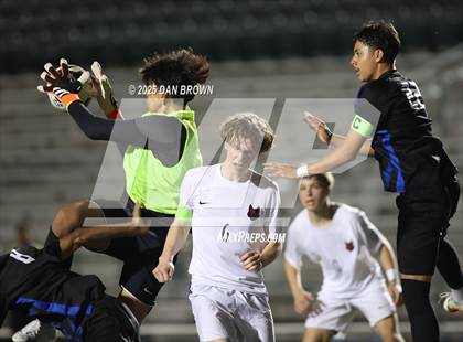 Thumbnail 2 in North Mesquite vs. Heritage (UIL 5A D1 Regional Semis) photogallery.
