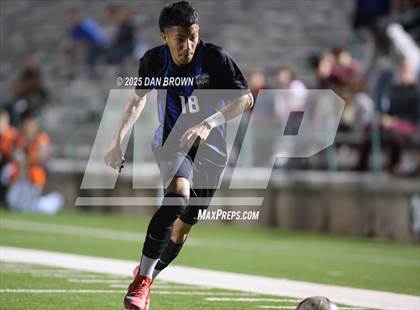 Thumbnail 2 in North Mesquite vs. Heritage (UIL 5A D1 Regional Semis) photogallery.
