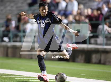Thumbnail 3 in North Mesquite vs. Heritage (UIL 5A D1 Regional Semis) photogallery.