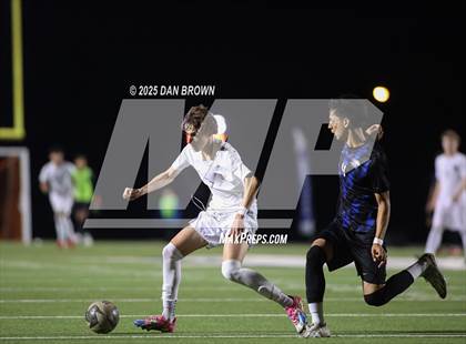 Thumbnail 3 in North Mesquite vs. Heritage (UIL 5A D1 Regional Semis) photogallery.