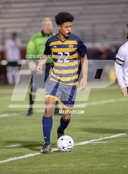Thumbnail 2 in Pembroke vs. ConVal (NHIAA D2 Semifinal) photogallery.