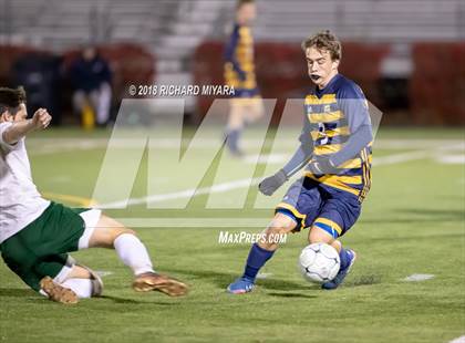 Thumbnail 3 in Pembroke vs. ConVal (NHIAA D2 Semifinal) photogallery.