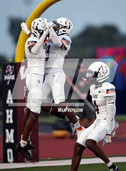 Thumbnail 1 in Sachse @ Wylie photogallery.