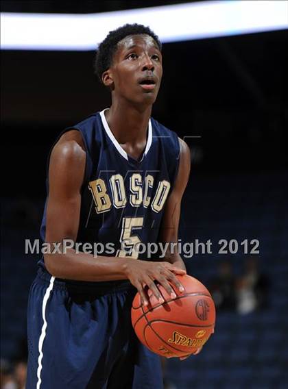 Thumbnail 3 in Alemany vs. St. John Bosco (CIF D3 SoCal Regional Final) photogallery.