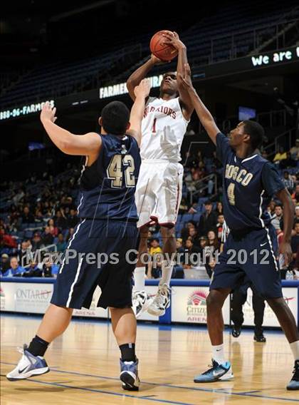 Thumbnail 2 in Alemany vs. St. John Bosco (CIF D3 SoCal Regional Final) photogallery.