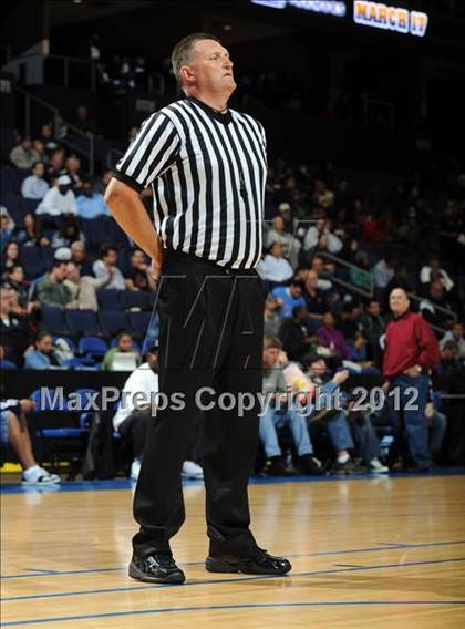 Thumbnail 2 in Alemany vs. St. John Bosco (CIF D3 SoCal Regional Final) photogallery.