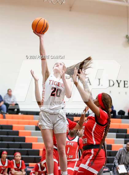 Thumbnail 2 in Lake Taylor vs Brentsville District (VHSL Class 3 Quarterfinal) photogallery.
