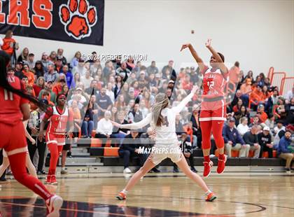 Thumbnail 1 in Lake Taylor vs Brentsville District (VHSL Class 3 Quarterfinal) photogallery.
