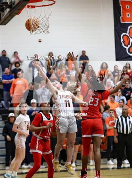 Thumbnail 1 in Lake Taylor vs Brentsville District (VHSL Class 3 Quarterfinal) photogallery.