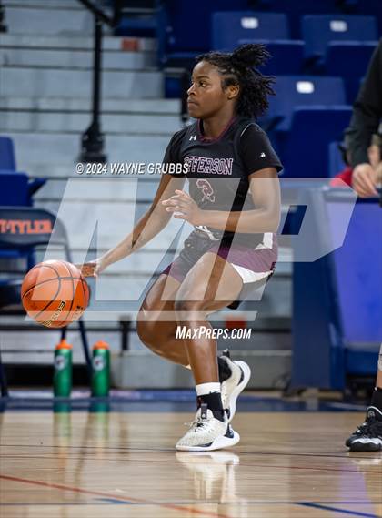 Thumbnail 1 in Jefferson vs. Winnsboro (UIL 3A Area Playoff) photogallery.