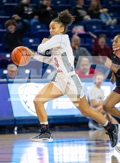 Thumbnail 3 in Jefferson vs. Winnsboro (UIL 3A Area Playoff) photogallery.