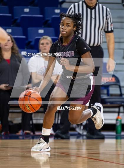 Thumbnail 2 in Jefferson vs. Winnsboro (UIL 3A Area Playoff) photogallery.