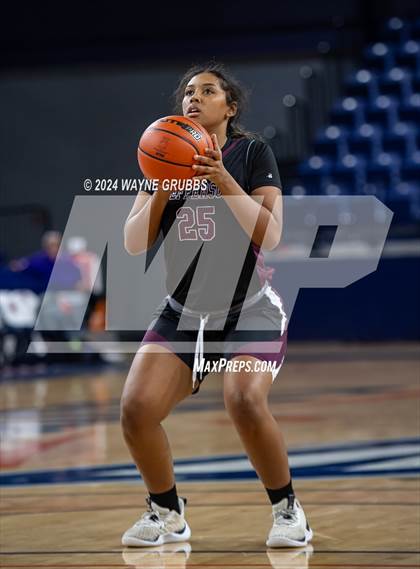 Thumbnail 1 in Jefferson vs. Winnsboro (UIL 3A Area Playoff) photogallery.