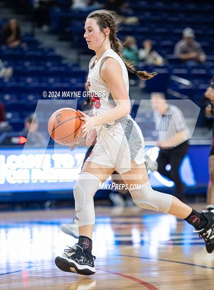 Thumbnail 2 in Jefferson vs. Winnsboro (UIL 3A Area Playoff) photogallery.