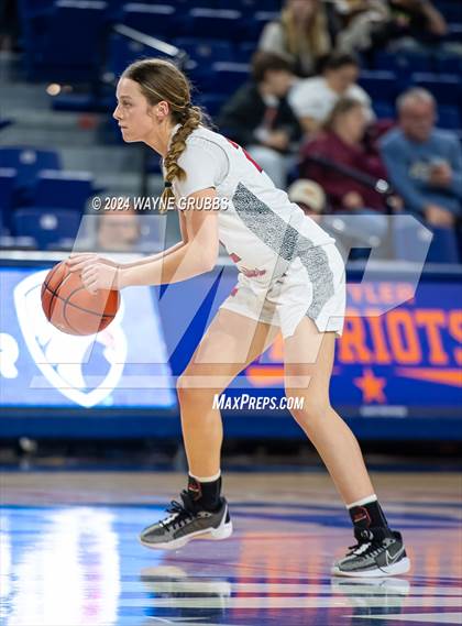 Thumbnail 1 in Jefferson vs. Winnsboro (UIL 3A Area Playoff) photogallery.