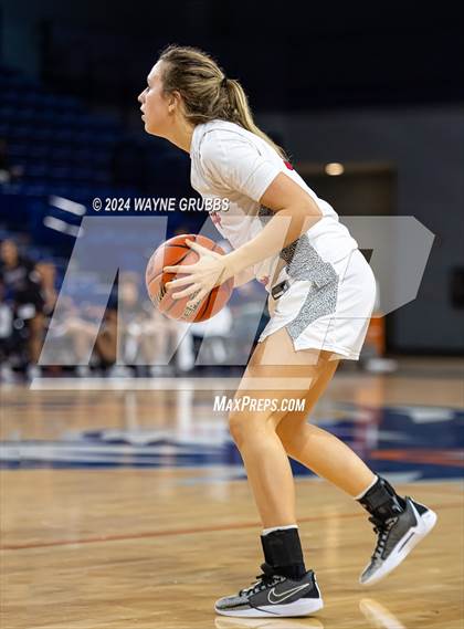 Thumbnail 1 in Jefferson vs. Winnsboro (UIL 3A Area Playoff) photogallery.