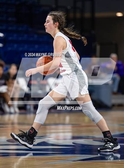 Thumbnail 3 in Jefferson vs. Winnsboro (UIL 3A Area Playoff) photogallery.