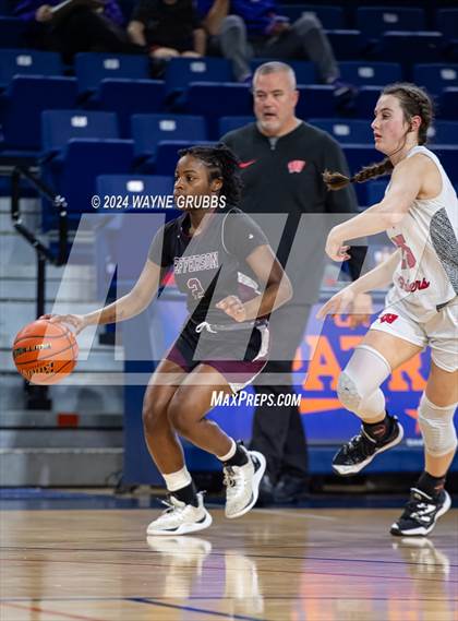 Thumbnail 2 in Jefferson vs. Winnsboro (UIL 3A Area Playoff) photogallery.