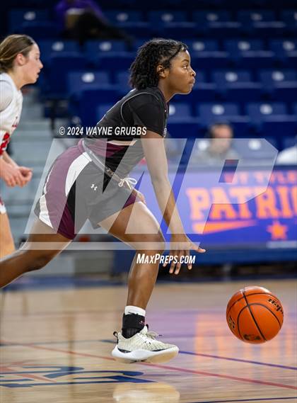 Thumbnail 2 in Jefferson vs. Winnsboro (UIL 3A Area Playoff) photogallery.