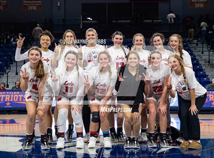 Thumbnail 2 in Jefferson vs. Winnsboro (UIL 3A Area Playoff) photogallery.