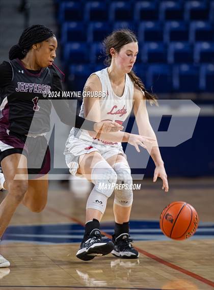 Thumbnail 3 in Jefferson vs. Winnsboro (UIL 3A Area Playoff) photogallery.