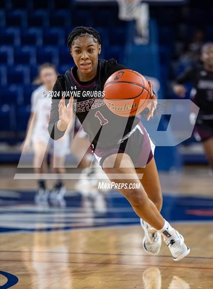 Thumbnail 3 in Jefferson vs. Winnsboro (UIL 3A Area Playoff) photogallery.