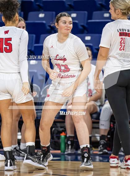 Thumbnail 2 in Jefferson vs. Winnsboro (UIL 3A Area Playoff) photogallery.