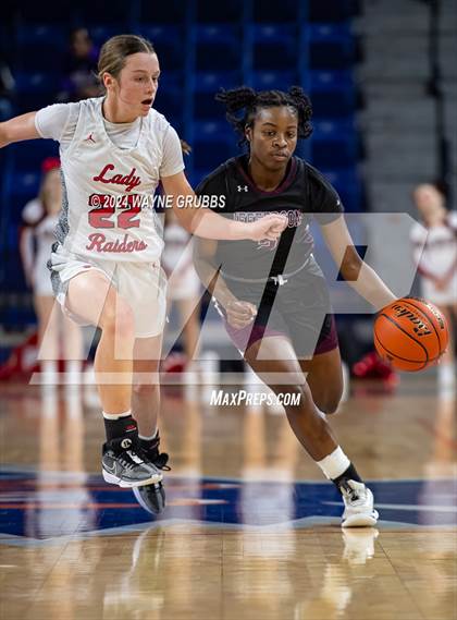 Thumbnail 1 in Jefferson vs. Winnsboro (UIL 3A Area Playoff) photogallery.