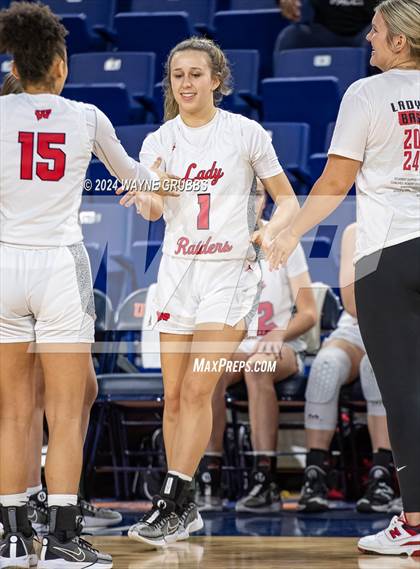 Thumbnail 1 in Jefferson vs. Winnsboro (UIL 3A Area Playoff) photogallery.