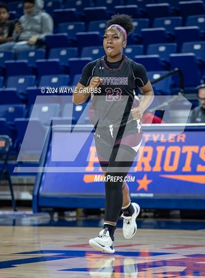 Thumbnail 3 in Jefferson vs. Winnsboro (UIL 3A Area Playoff) photogallery.