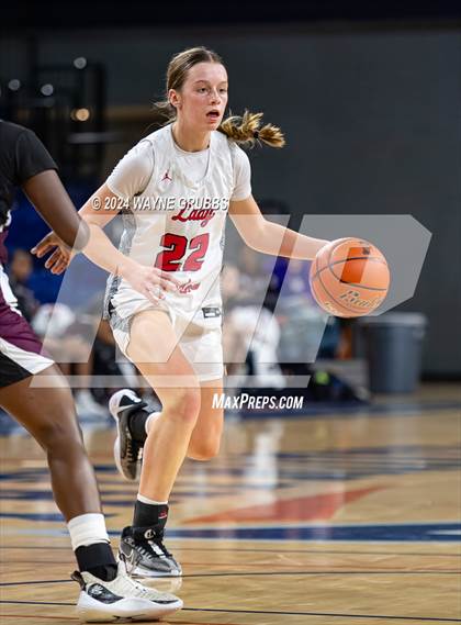 Thumbnail 2 in Jefferson vs. Winnsboro (UIL 3A Area Playoff) photogallery.