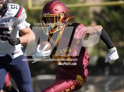 Thumbnail 3 in FR: Liberty @ Highland photogallery.