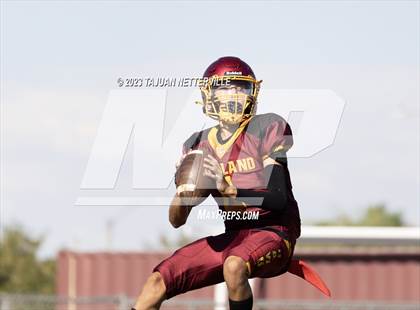 Thumbnail 1 in FR: Liberty @ Highland photogallery.