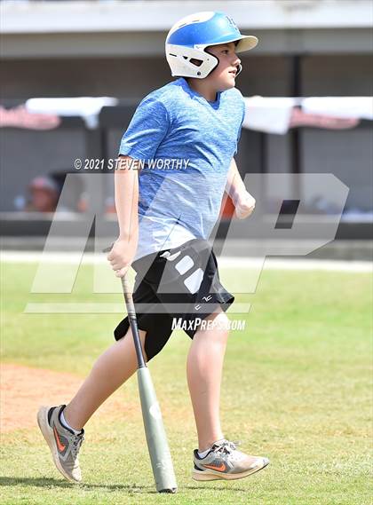 Thumbnail 1 in R-S Central @ Randleman (NCHSAA 2A Final Game 2) photogallery.