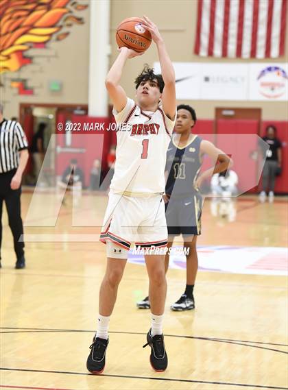 Thumbnail 1 in Notre Dame (Sherman Oaks, CA) vs. Brophy College Prep (AZ) - (Hoophall West) photogallery.