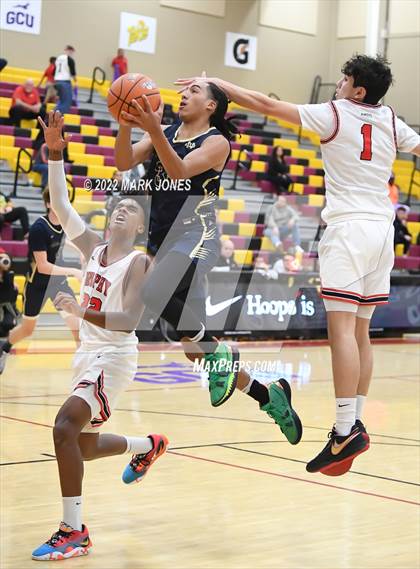 Thumbnail 3 in Notre Dame (Sherman Oaks, CA) vs. Brophy College Prep (AZ) - (Hoophall West) photogallery.